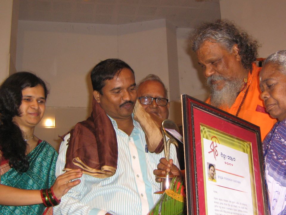 Shilpi Sammaan (artist of the year) - 2012, honoured by MAATIE cultural journal, Bhubaneswar.